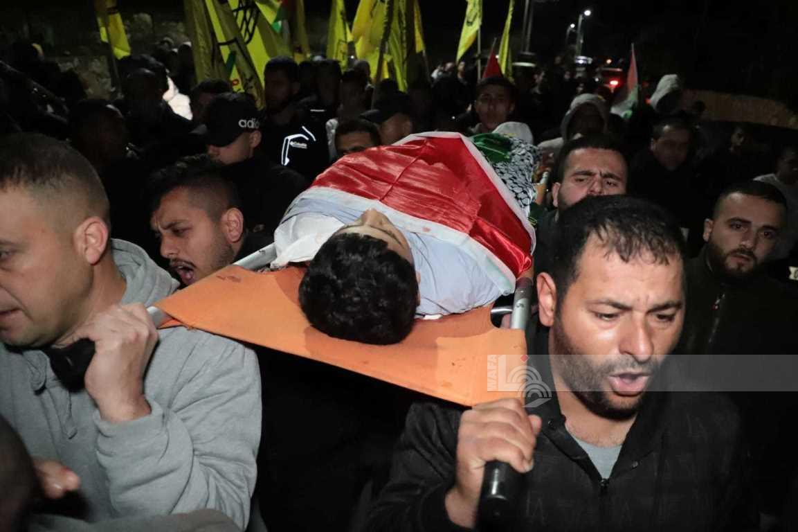 جانب من تشييع جثمان الشهيد الطفل قصي واكد (وفا)